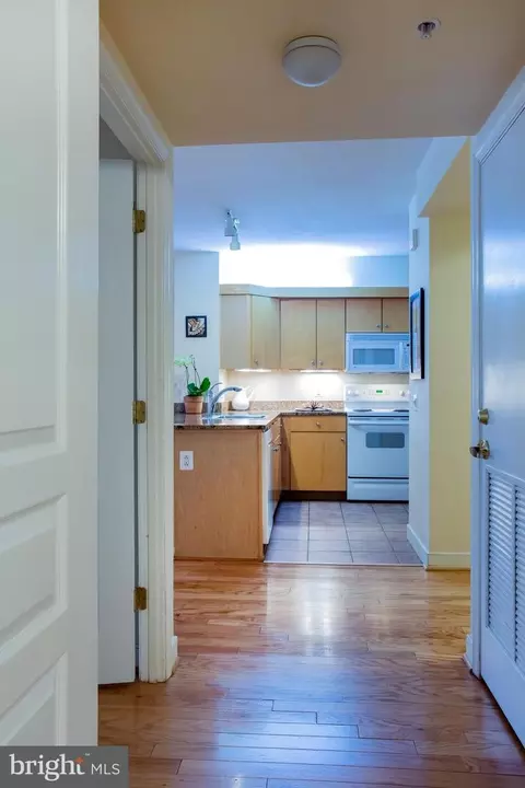 616 E Nw NW #221, Washington, DC 20004 photo 26