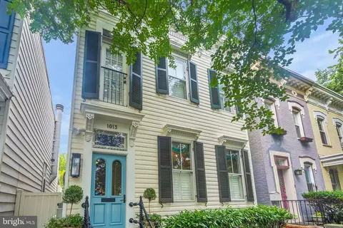 1013 I St SE, Washington, DC 20003