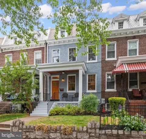 523 Shepherd St NW, Washington, DC 20011