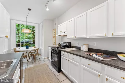 618 8th St NE, Washington, DC 20002 photo 8