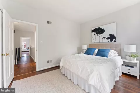 618 8th St NE, Washington, DC 20002 photo 26
