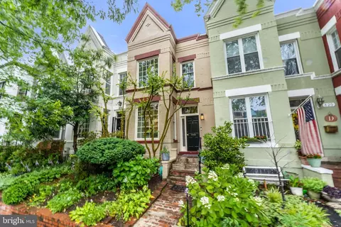 618 8th St NE, Washington, DC 20002 photo 3