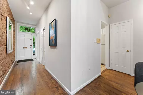 618 8th St NE, Washington, DC 20002 photo 6