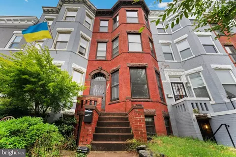 2020 1st St NW, Washington, DC 20001