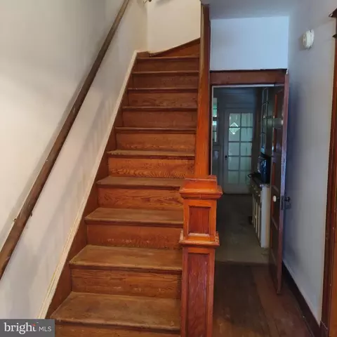 1212 18th St NE, Washington, DC 20002 photo 4