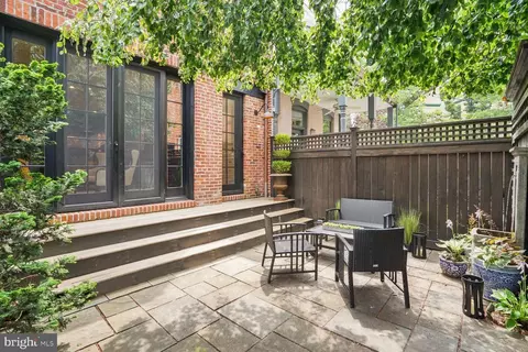 1102 E Capitol St NE, Washington, DC 20002 photo 7