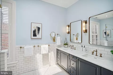 1102 E Capitol St NE, Washington, DC 20002 photo 13