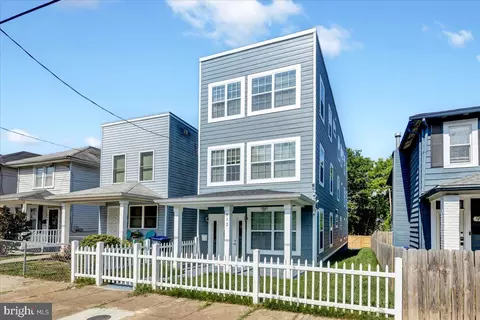 912 45th NE, Washington, DC 20019 photo 2