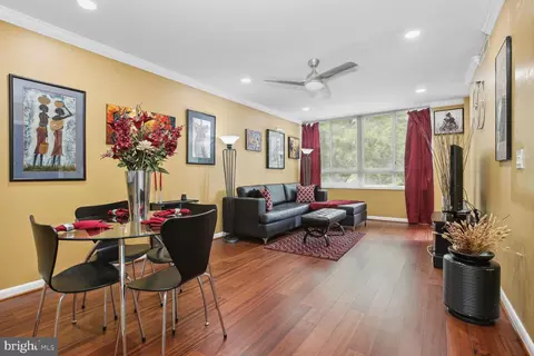 350 G St SW #N419, Washington, DC 20024