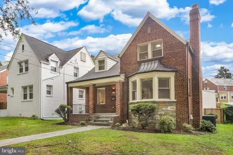 4449 S Dakota Ave NE, Washington, DC 20017