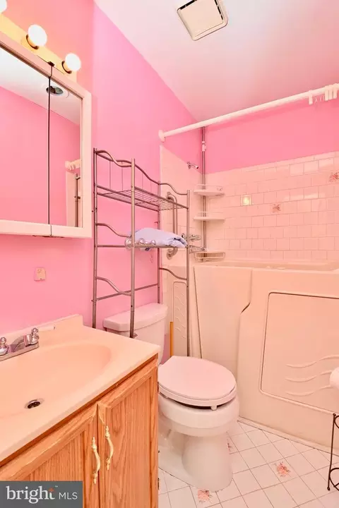 825 13th St NE, Washington, DC 20002 photo 21