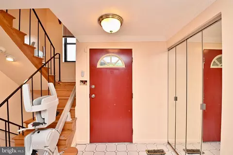 825 13th St NE, Washington, DC 20002 photo 3
