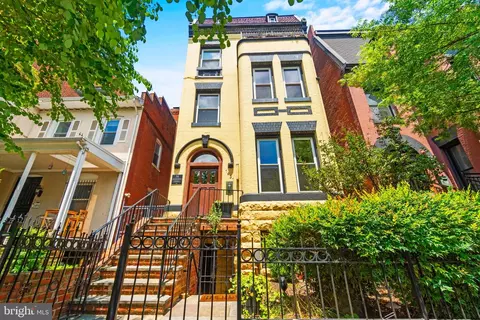 1451 Harvard St NW #2, Washington, DC 20009