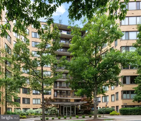 4740 Connecticut Ave NW #712, Washington, DC 20008