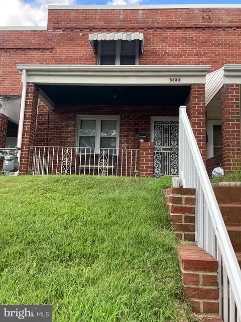 3330 Alden Pl NE, Washington, DC 20019