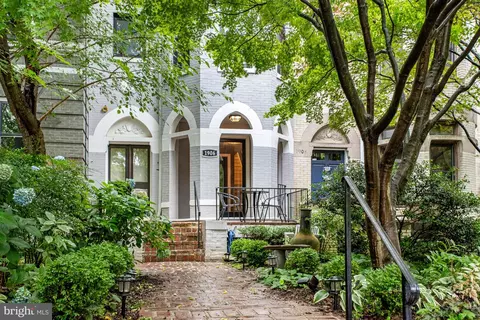 1906 Biltmore St NW #1, Washington, DC 20009