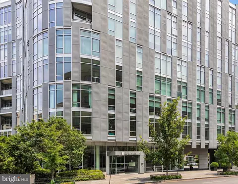 1177 22nd St NW #4M, Washington, DC 20037