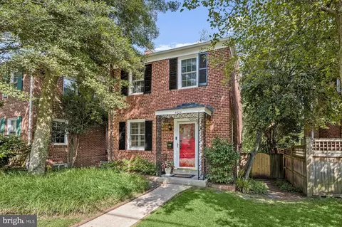 4624 Q St NW, Washington, DC 20007