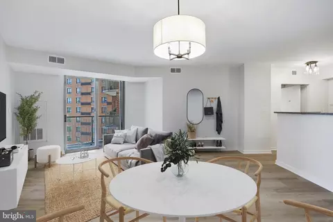 1000 New Jersey Ave SE #801, Washington, DC 20003