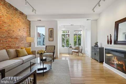 1819 Belmont Rd NW #3, Washington, DC 20009