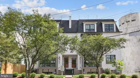 4202 Garrison St NW #1, Washington, DC 20016
