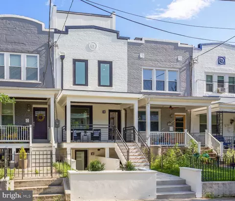 818 Delafield Pl NW, Washington, DC 20011