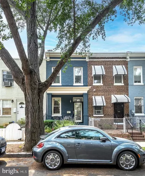 222 Warren St NE, Washington, DC 20002