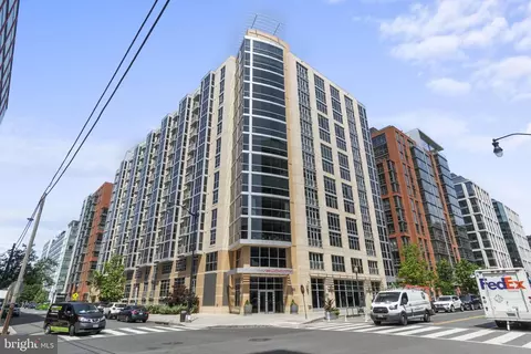 1025 1st St SE #204, Washington, DC 20003