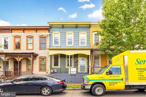 2128 13th St SE, Washington, DC 20020