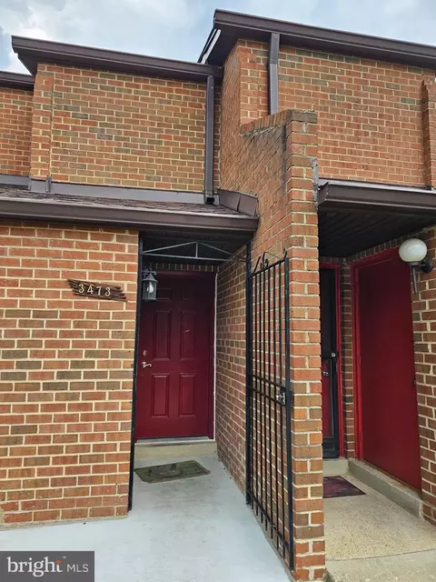 3473 Summit Ct NE #3473, Washington, DC 20018