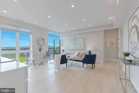 1016 17th Pl NE #502, Washington, DC 20002