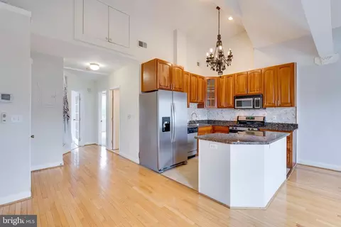 437 Manor Pl NW #4, Washington, DC 20010