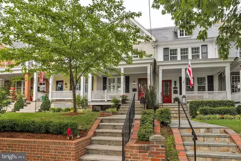 3815 Benton St NW, Washington, DC 20007