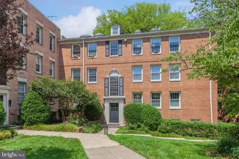 2715 Ordway St NW #6, Washington, DC 20008