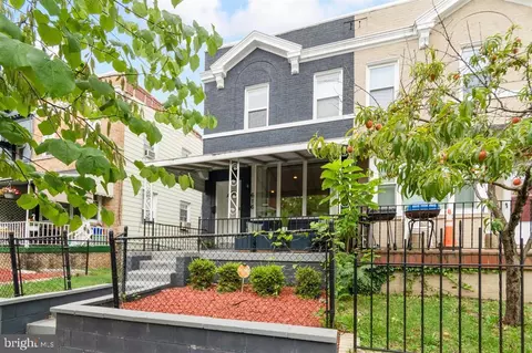 616 Somerset Pl NW, Washington, DC 20011