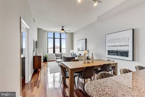 400 Massachusetts Ave NW #1301, Washington, DC 20001