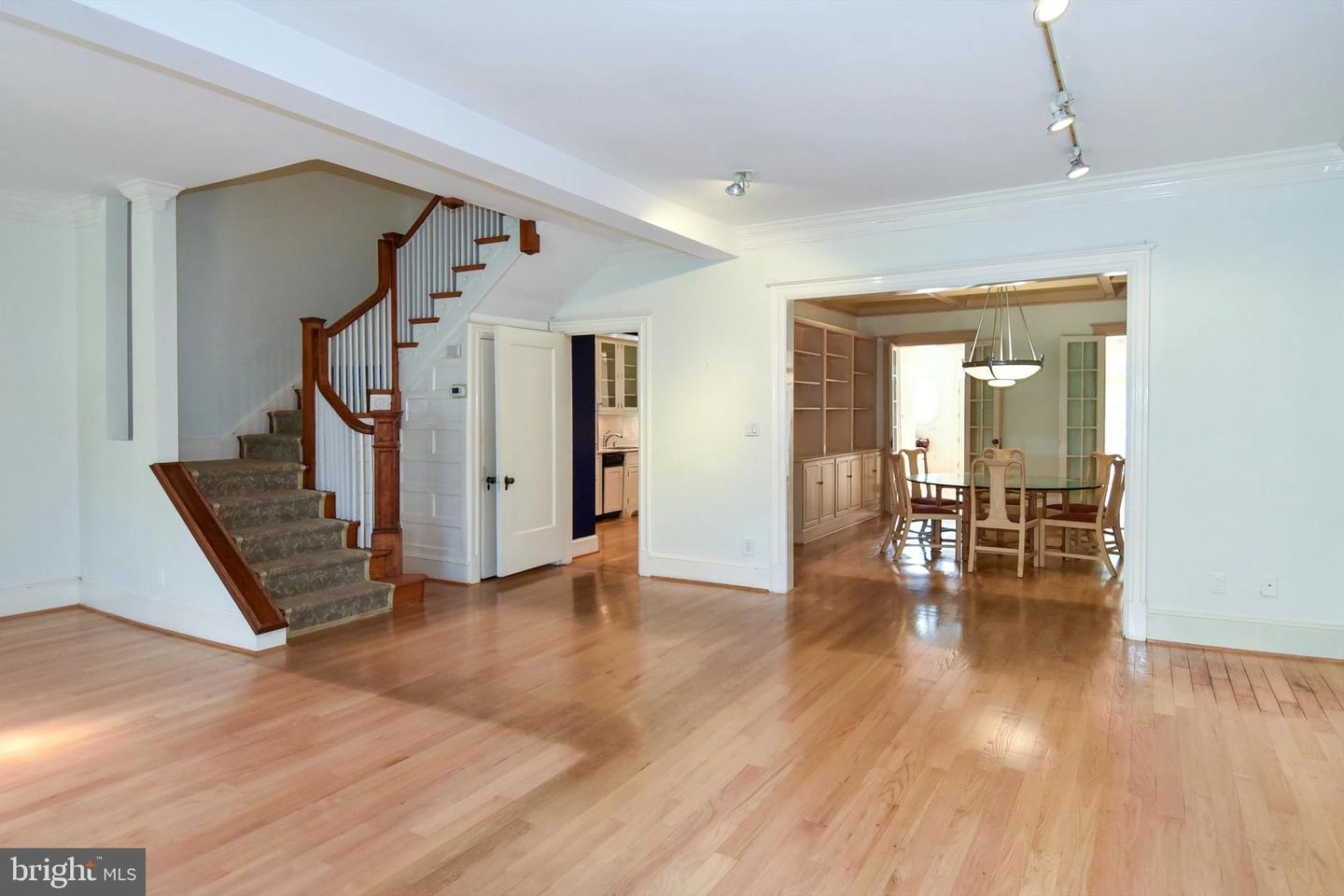 2928 Upton St NW, Washington, DC 20008 photo 5