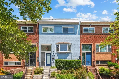 1348 W Street St NE, Washington, DC 20018