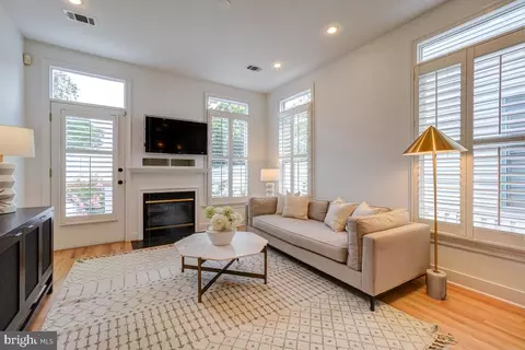 812 Constitution Ave NE, Washington, DC 20002 photo 18