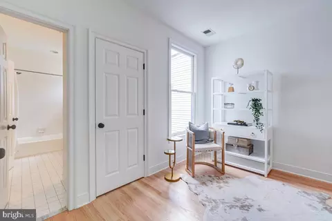 812 Constitution Ave NE, Washington, DC 20002 photo 25