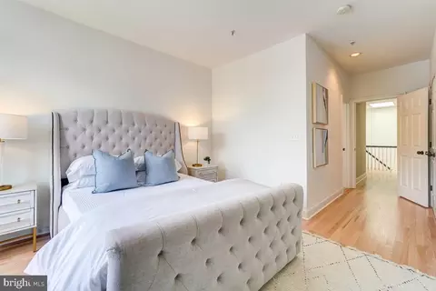 812 Constitution Ave NE, Washington, DC 20002 photo 31