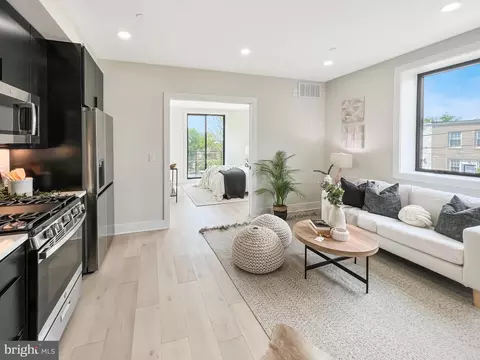1026 18th St NE #4, Washington, DC 20002 photo 3