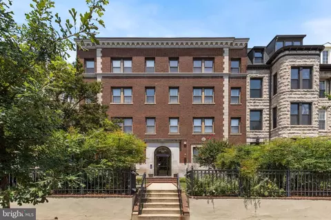 1321 Fairmont St NW #307, Washington, DC 20009
