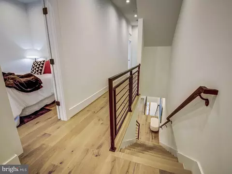 917 7th St NE #2, Washington, DC 20002 photo 25