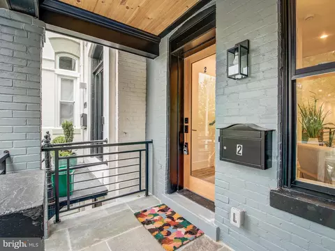917 7th St NE #2, Washington, DC 20002 photo 2