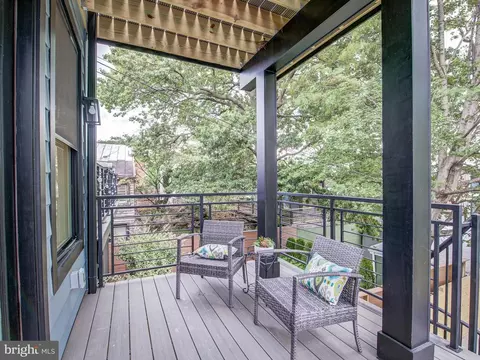 917 7th St NE #2, Washington, DC 20002 photo 3