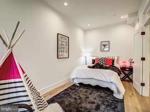 917 7th St NE #2, Washington, DC 20002 photo 33