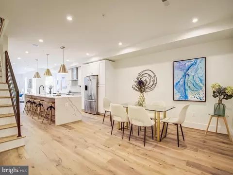 917 7th St NE #2, Washington, DC 20002 photo 4