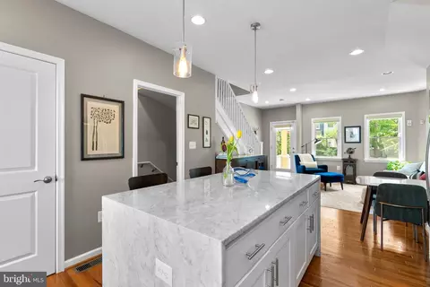 1147 Abbey Pl NE, Washington, DC 20002 photo 20