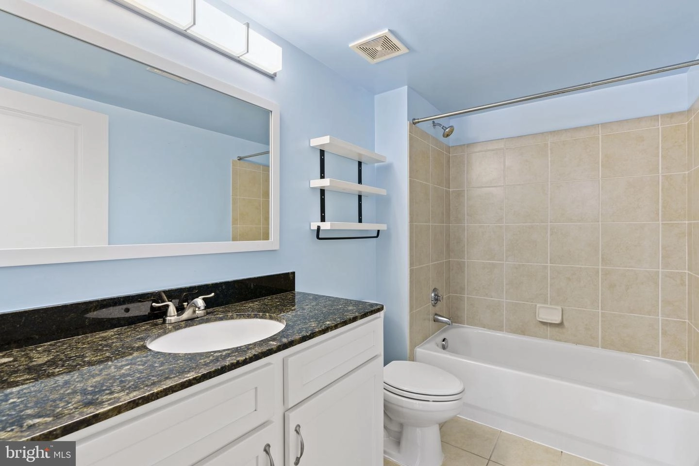 915 E Street St NW #911, Washington, DC 20004 photo 8